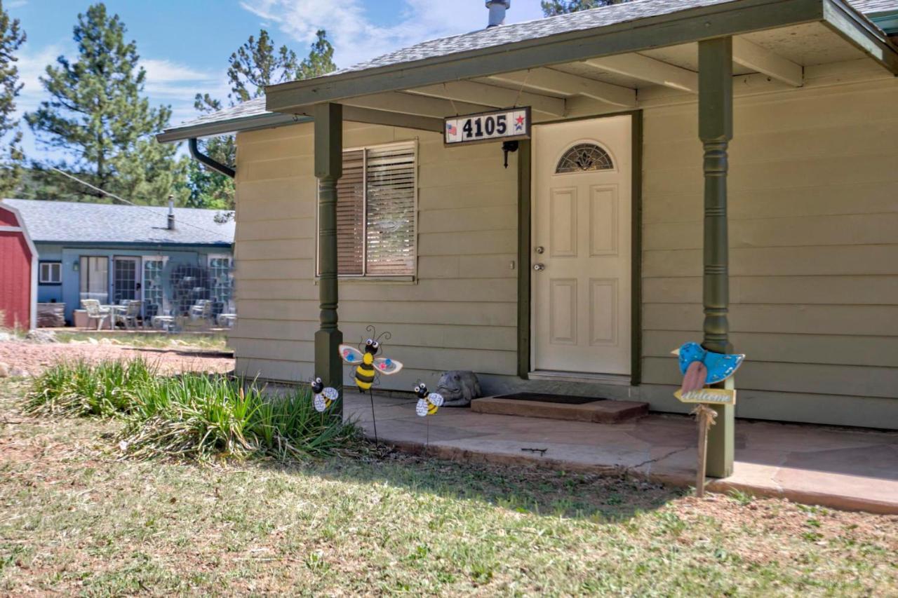 Pine Cabin Villa Exterior photo